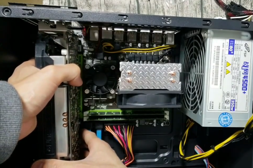 英伟达显卡怎么安装